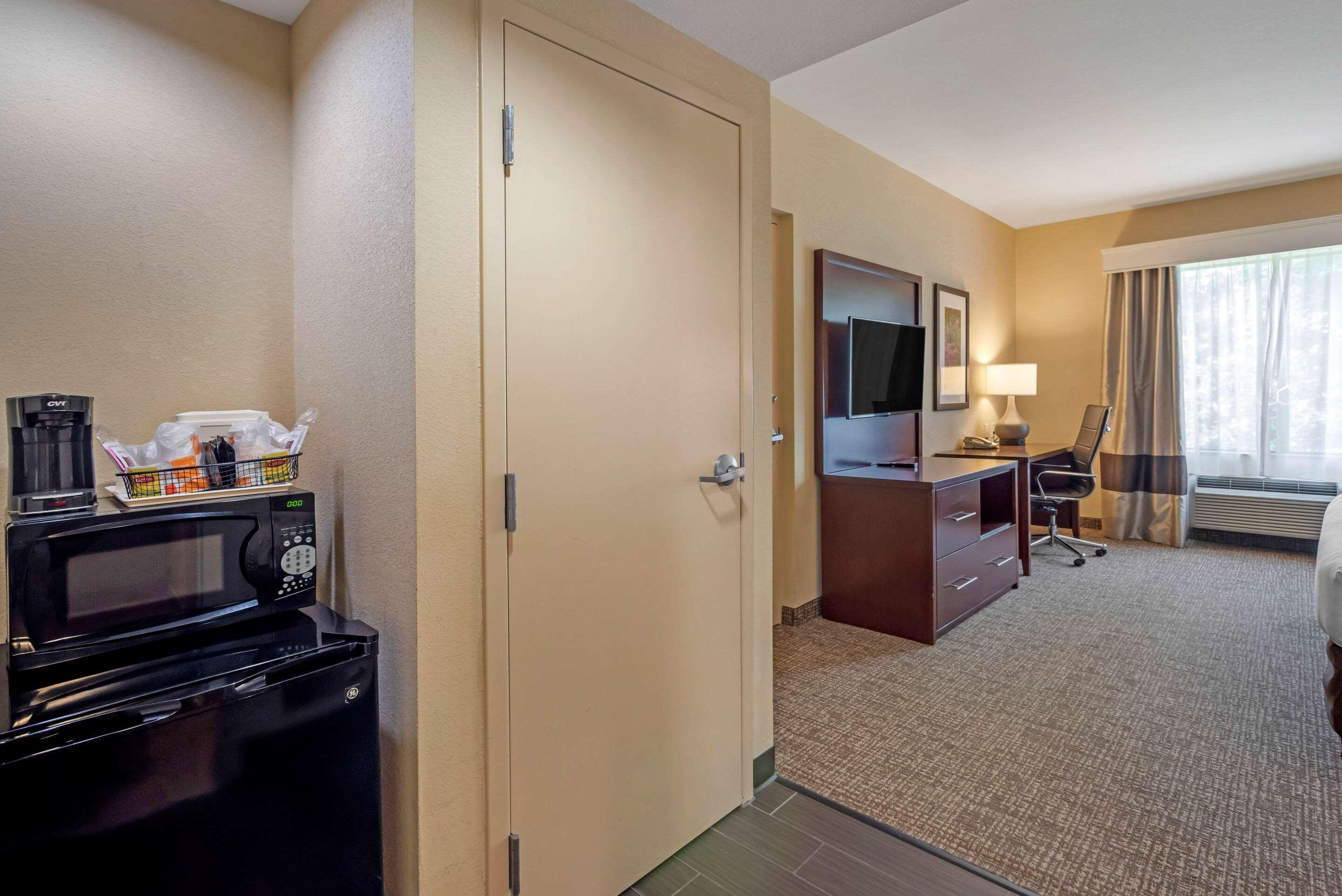 Comfort Suites Fredericksburg North Esterno foto