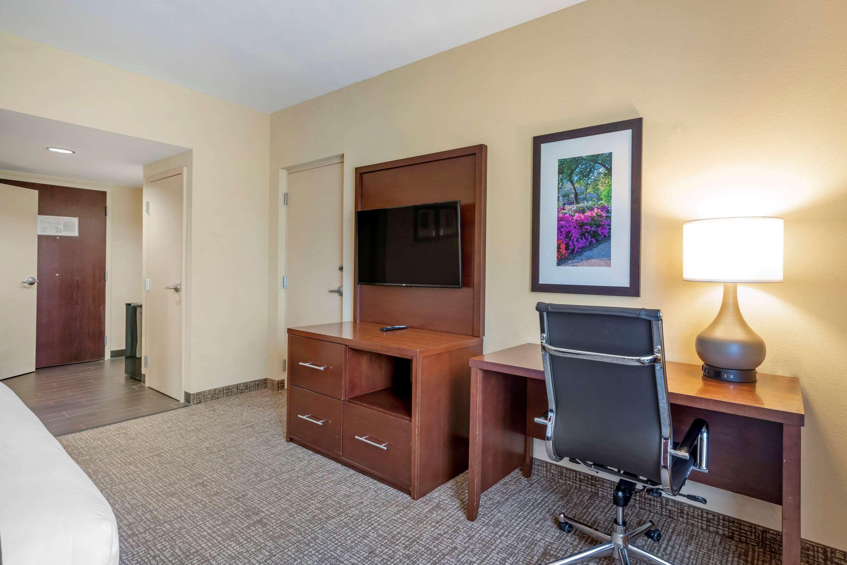 Comfort Suites Fredericksburg North Esterno foto