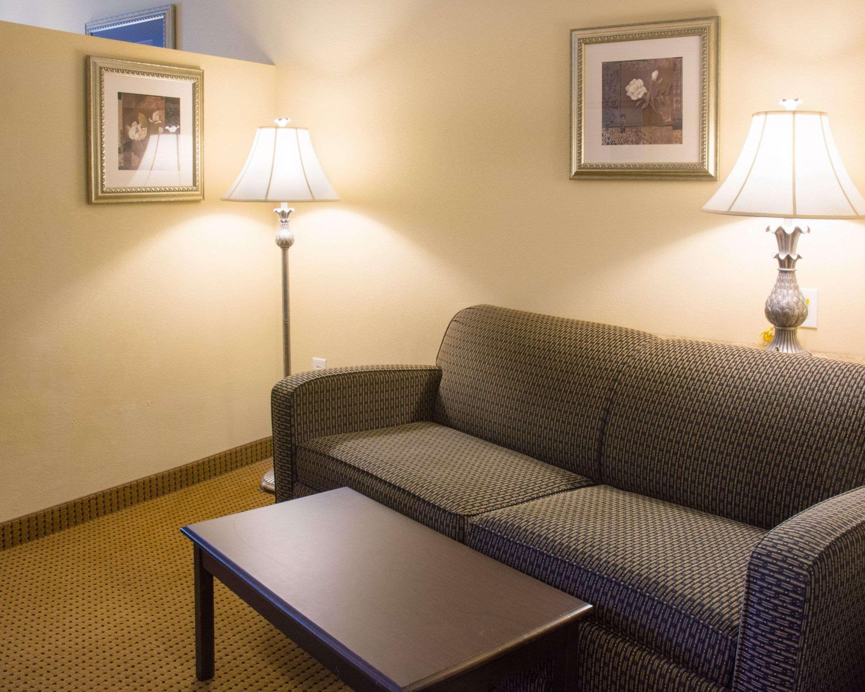 Comfort Suites Fredericksburg North Esterno foto