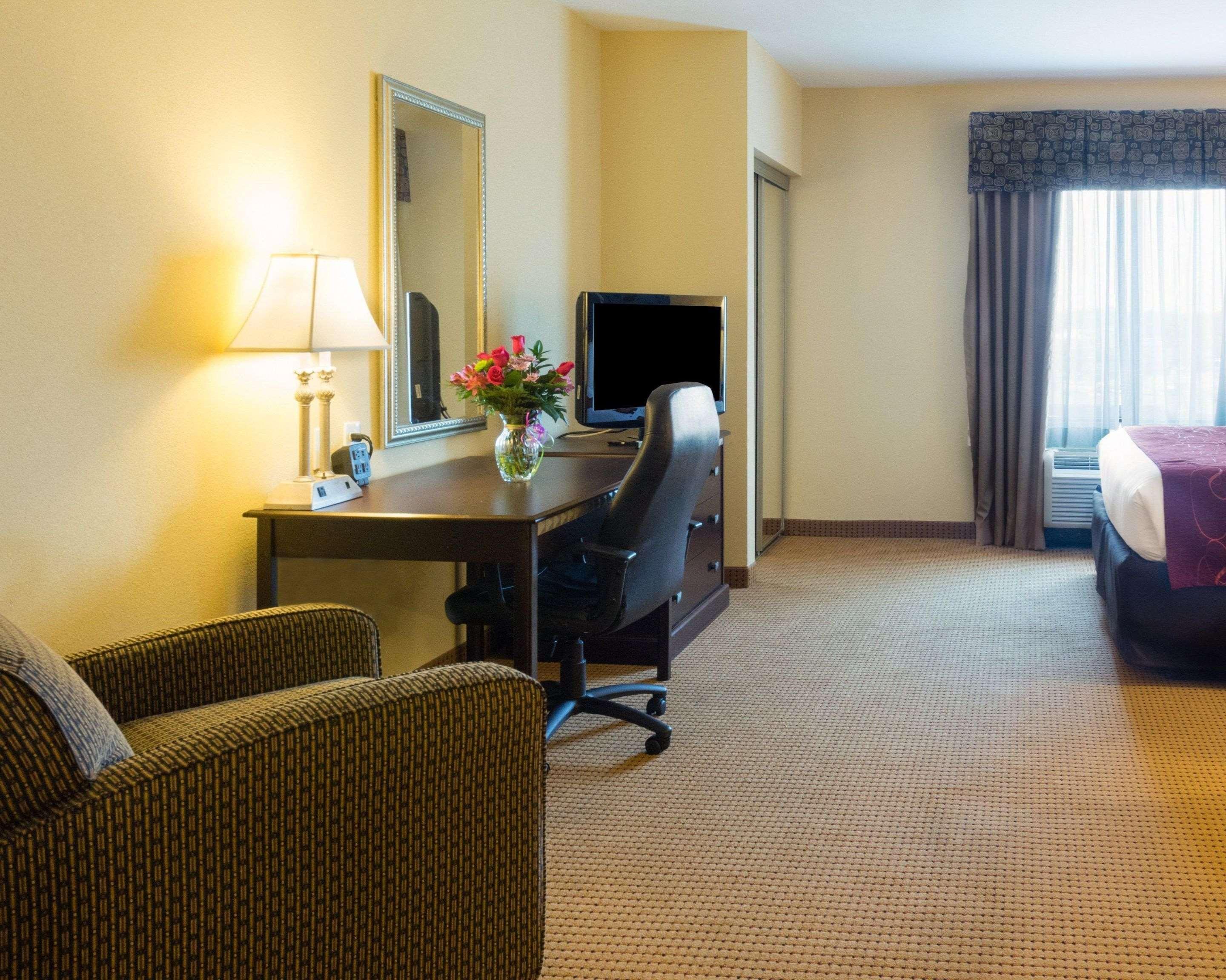 Comfort Suites Fredericksburg North Esterno foto